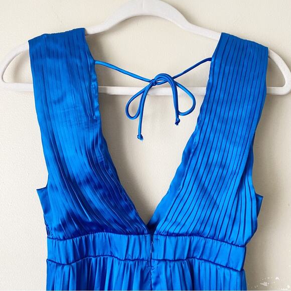 Sincerely Jules | Sleeveless Plunge Vneck Mini Dress Pleated Babydoll Blue Small - Picture 5 of 6